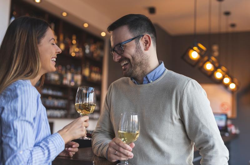 Psychologové prozradili trik: Stačí tři věty a budete působit sympaticky na každého