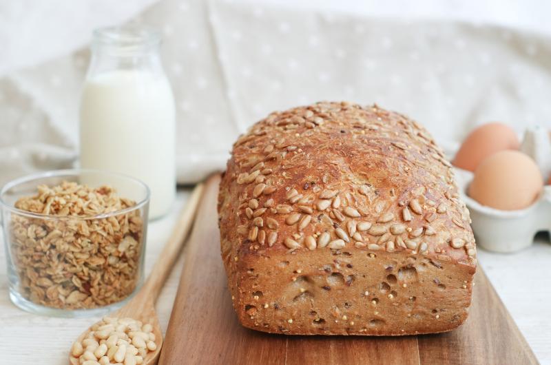Odborníci mají jasno: Tento chléb místo rohlíků a zhubnete bez hladovění