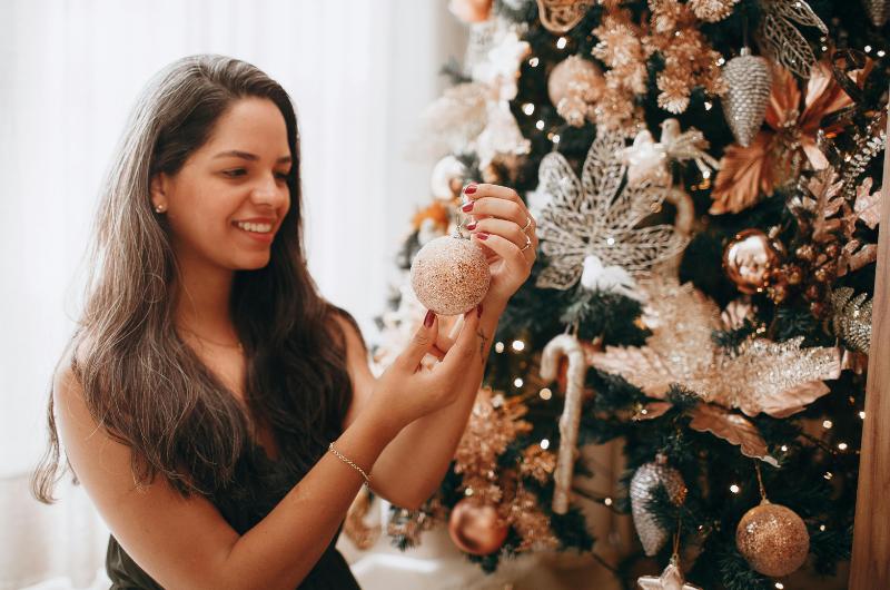 Psychologové varují: Nečekejte s vánoční výzdobou. Dřívější stromek může zlepšit náladu víc, než si myslíte