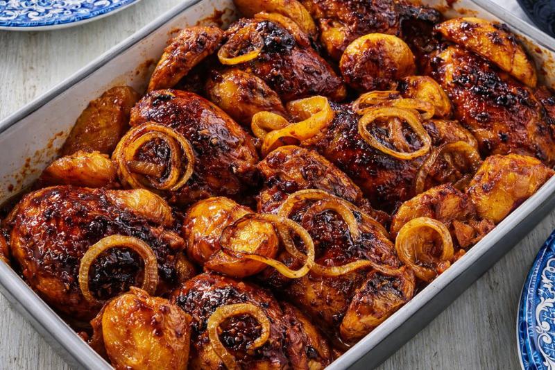 Nikdo by nečekal, že tohle vznikne v jednom hrnci. Sladko-slaná večeře, která zmizí během pár minut