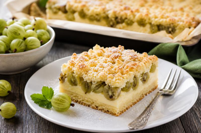 Recept na angreštový koláč s pudinkem a drobenkou. Proč právě tato kombinace nikdy nezklame?