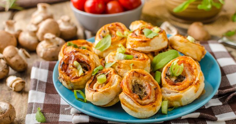 Pizza šneky z listového těsta: Rychlá večeře nebo party hit, který zvládne každý
