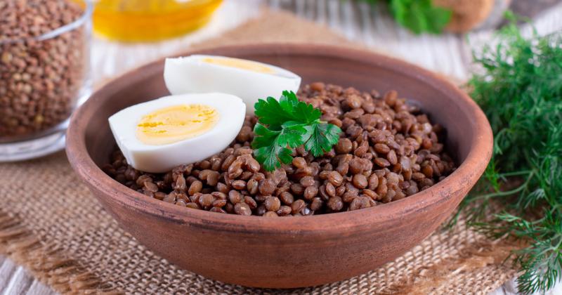 Chcete mít plnou peněženku? Tohle jídlo se na Nový rok jedlo už po staletí