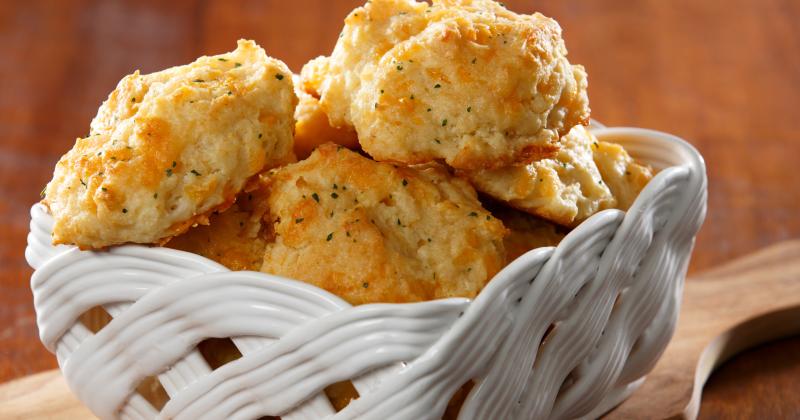 Recept na škvarkové pagáče: Tradiční pochoutka, která mizí ze stolu jako první