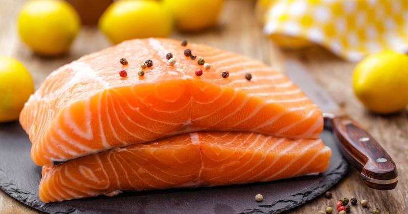 Berete vitamín C a D dohromady? Tahle kombinace může změnit víc, než čekáte