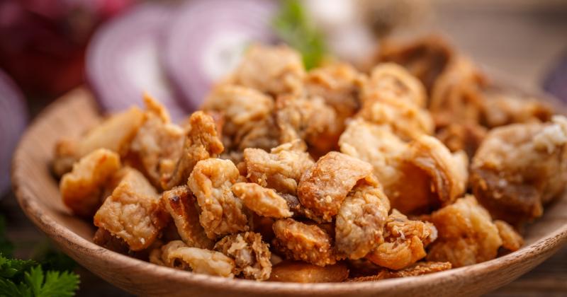 Jak správně škvařit sádlo: Tradiční postup, díky kterému vydrží měsíce a nepřepálí se