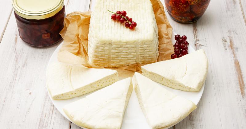 Jak vyrobit domácí sýr z mléka: Stačí dvě suroviny a výsledek vás překvapí