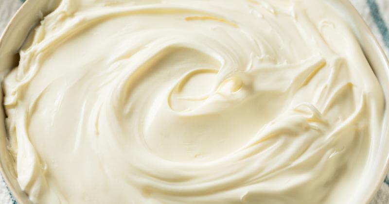 Jak nahradit mascarpone v krému: Triky cukrářů pro dokonalou konzistenci