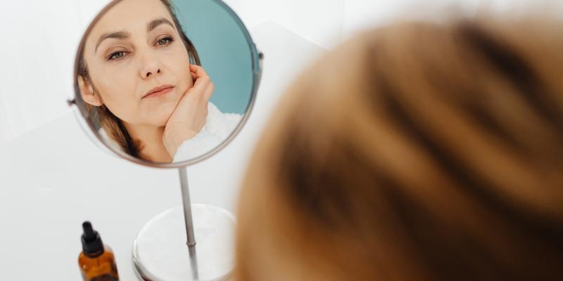 Vitamín E na pleť: Proč je to tajná zbraň proti vráskám a pigmentovým skvrnám?