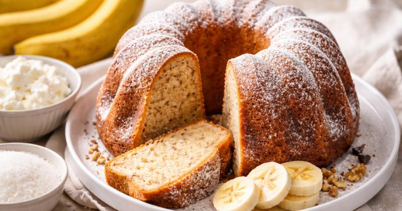 Banánová bábovka s tvarohem: Nadýchaný dezert, který si zamilujete