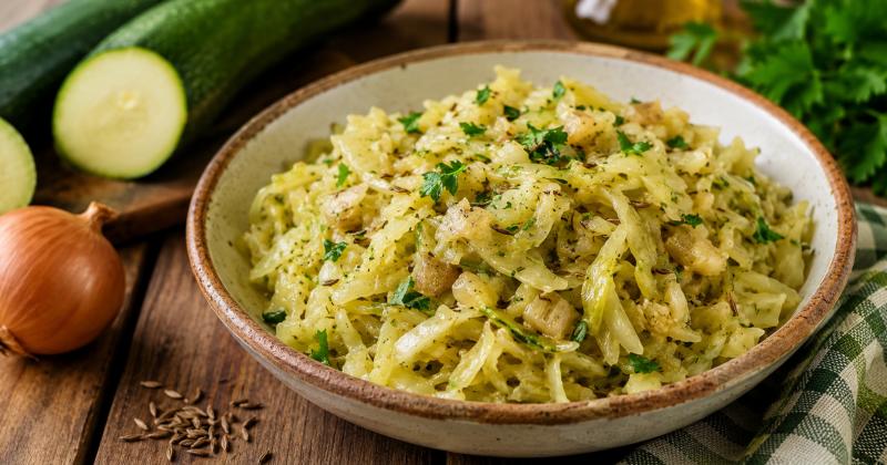 Recept na cuketové zelí: Aby nebylo vodnaté, rozhoduje správný postup