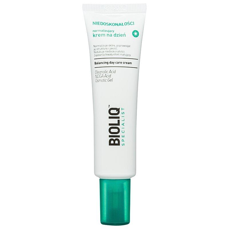 Bioliq Specialist Imperfections normalizující denní krém s hydratačním účinkem 30 ml