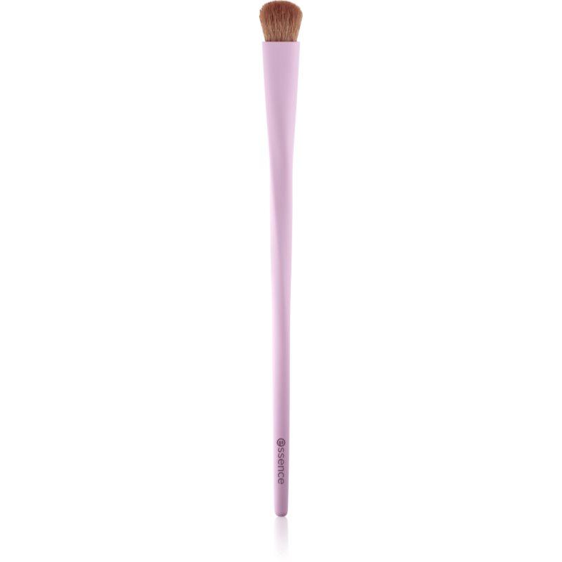 essence Throwing a little shade kulatý štětec na oční stíny 1 ks