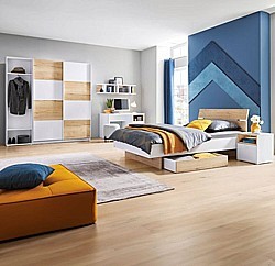 Pokoj pro mladé - skříň s posuvnými dveřmi