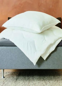 Set přikrývky a polštáře KVITEGGA