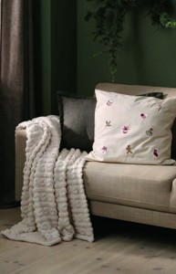 2) Povlak na polštář NATTVIOL