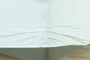 Žerzejové napínací prostěradlo JETTE