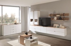 1: Obývací sestava - široká komoda