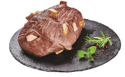 Hovězí maso na svíčkovou špikované slaninou