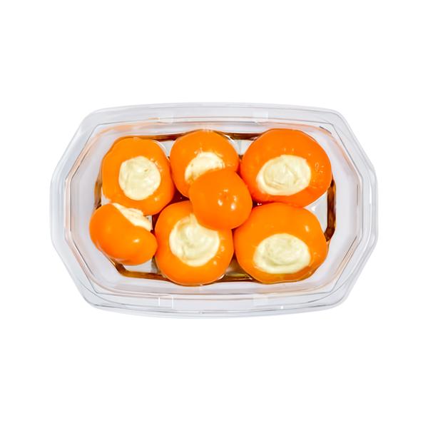 Table foods Žluté třešňové papričky plněné čerstvým sýrem