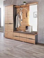 Předsíň - šatní lavice