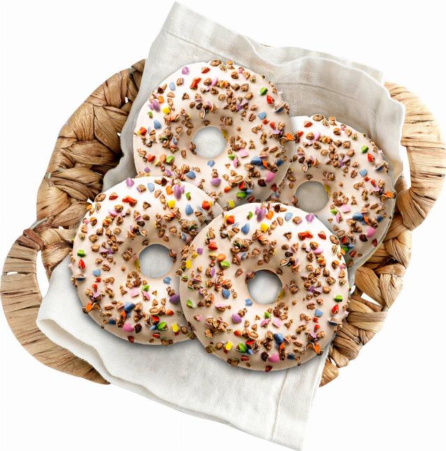 Donut bílý s bonbonky