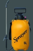 NOHEL GARDEN SET POSTŘIKOVAČŮ S KOVOVÝM NÁSTAVCEM 36 CM, 5 L + 1,5 L ZDARMA